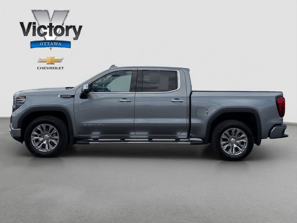 Used 2024 Silver GMC Denali image 3