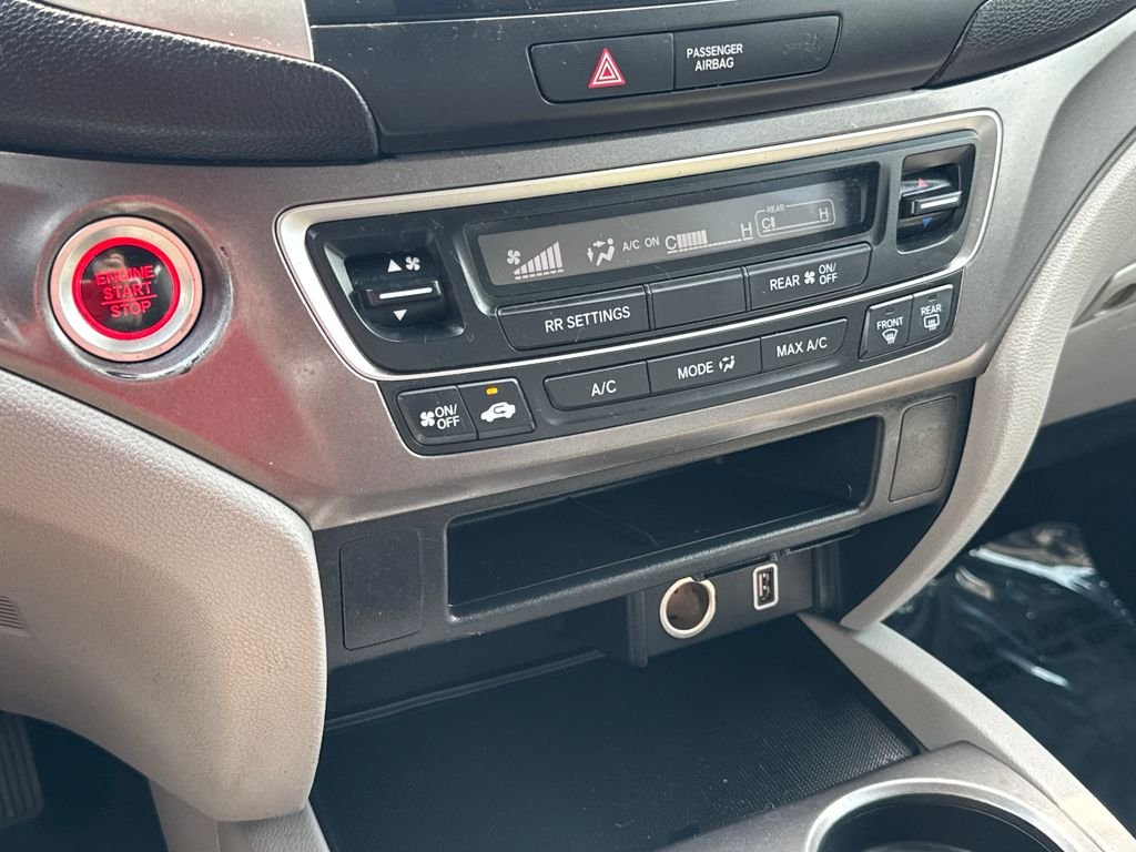 Used 2019 Blue Honda LX image 24