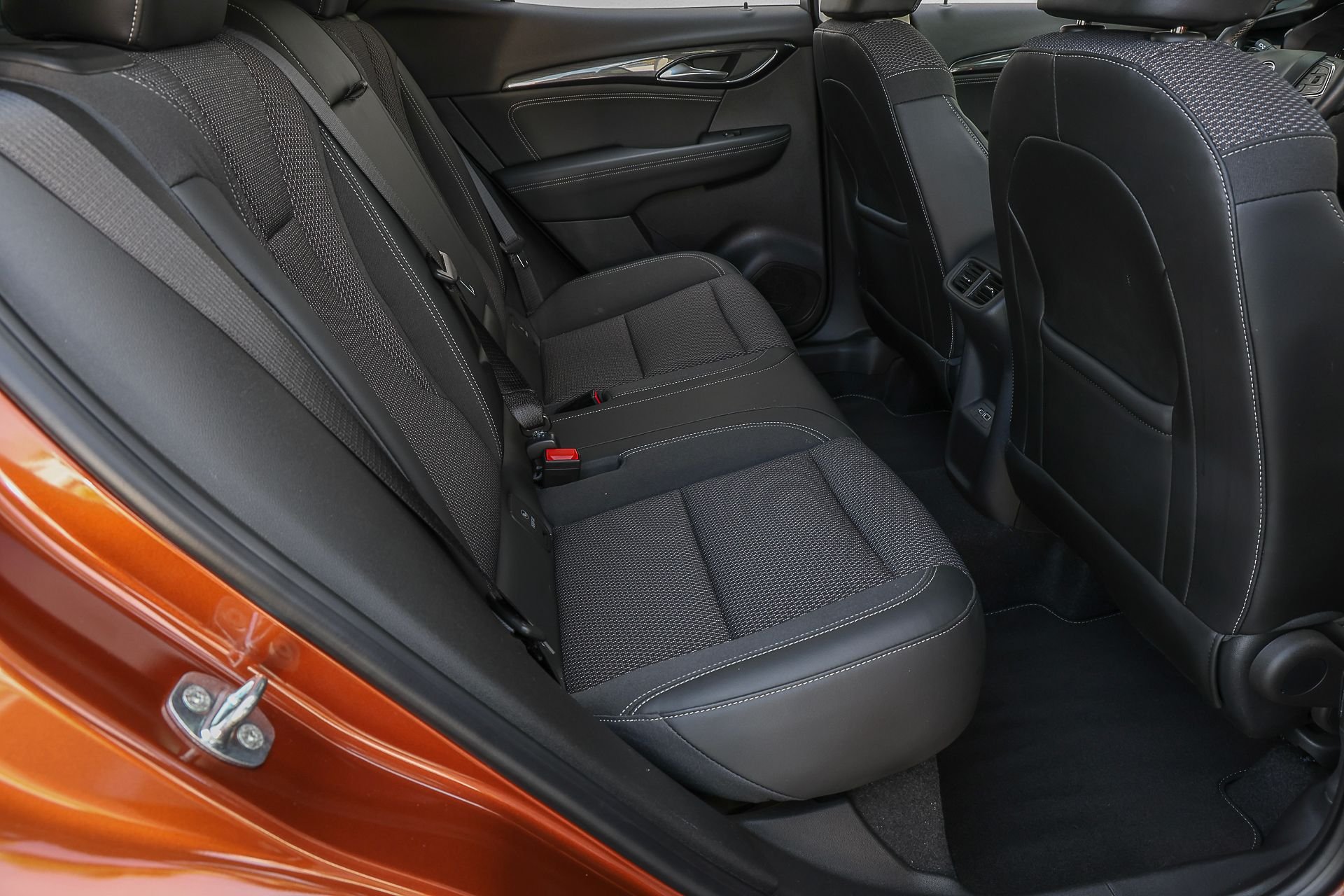 Used 2022 Brown Buick Preferred image 28
