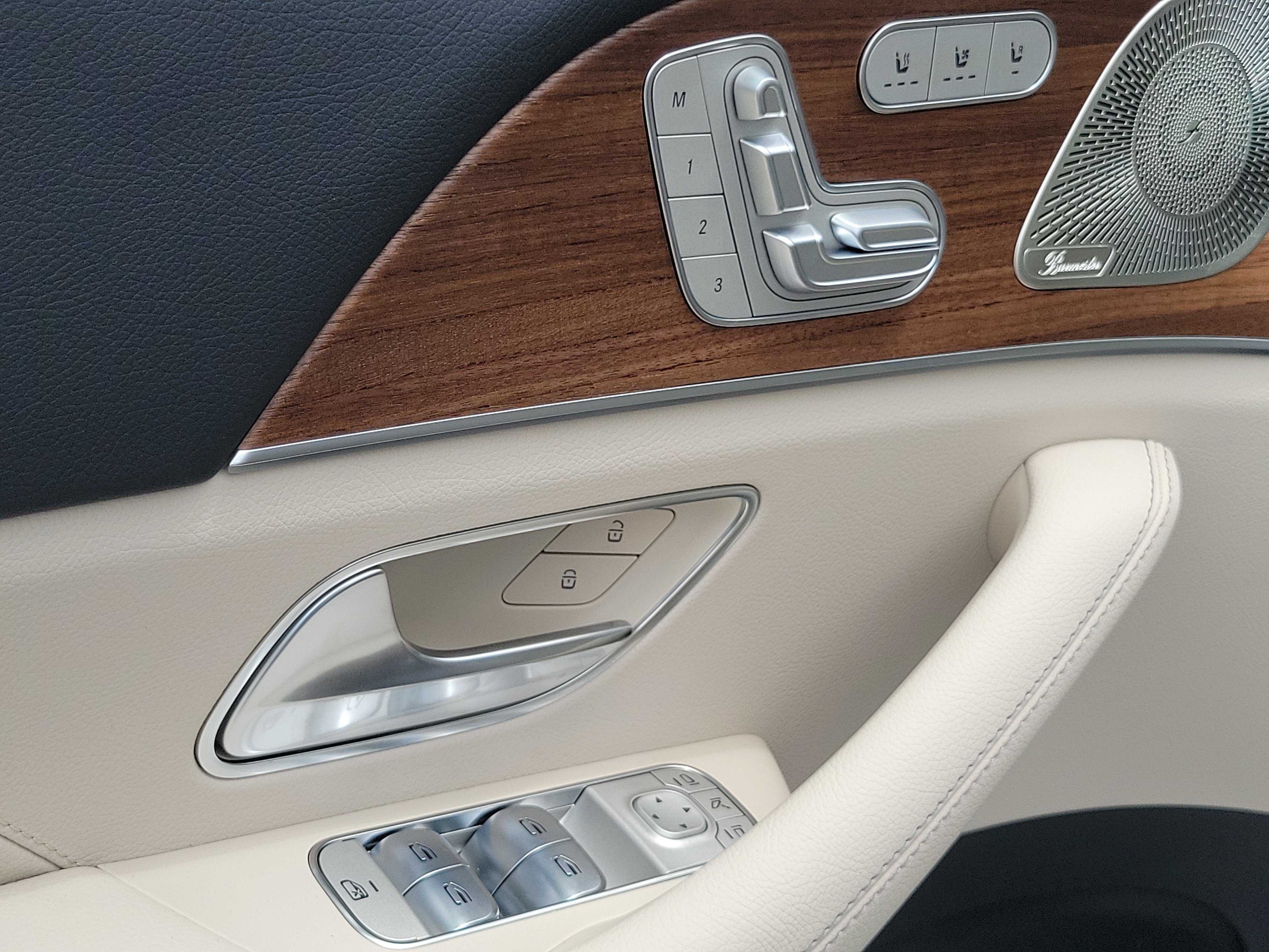New 2026 Selenite Grey Metallic Mercedes-Benz GLE 450 image 53