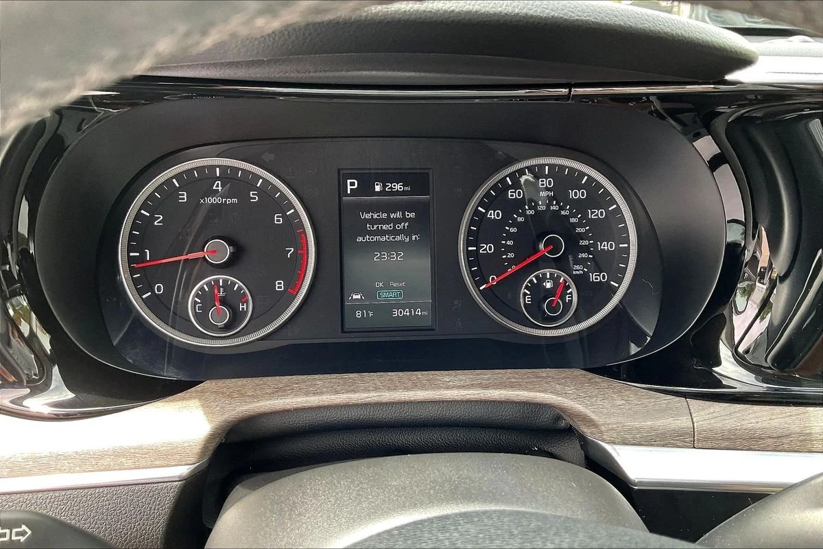 Used 2023  Kia EX image 13
