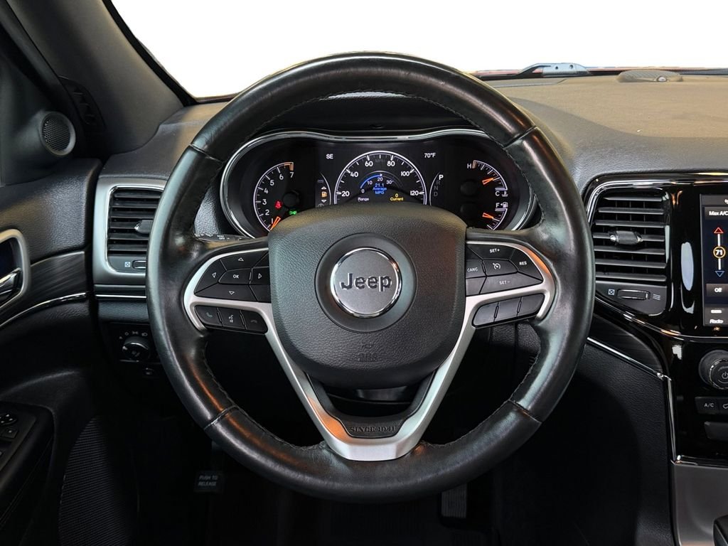 Used 2019 Red Jeep Limited image 17