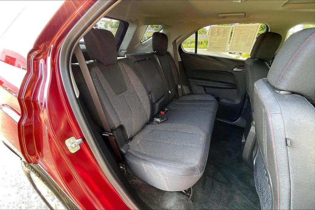 Used 2017 Red Chevrolet LT image 27