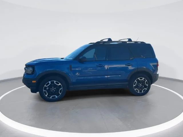 Used 2023 Blue Ford Outer Banks image 4