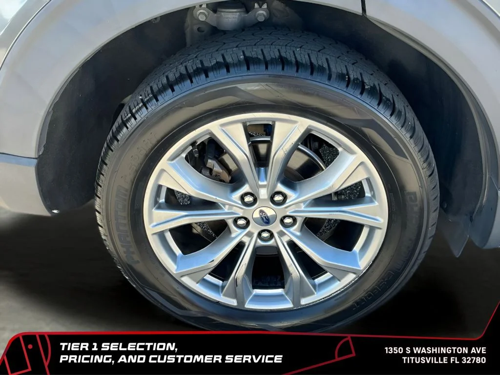 Used 2020 Gray Ford Limited image 38