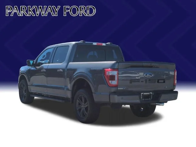Used 2023 Gray Ford Lariat image 3