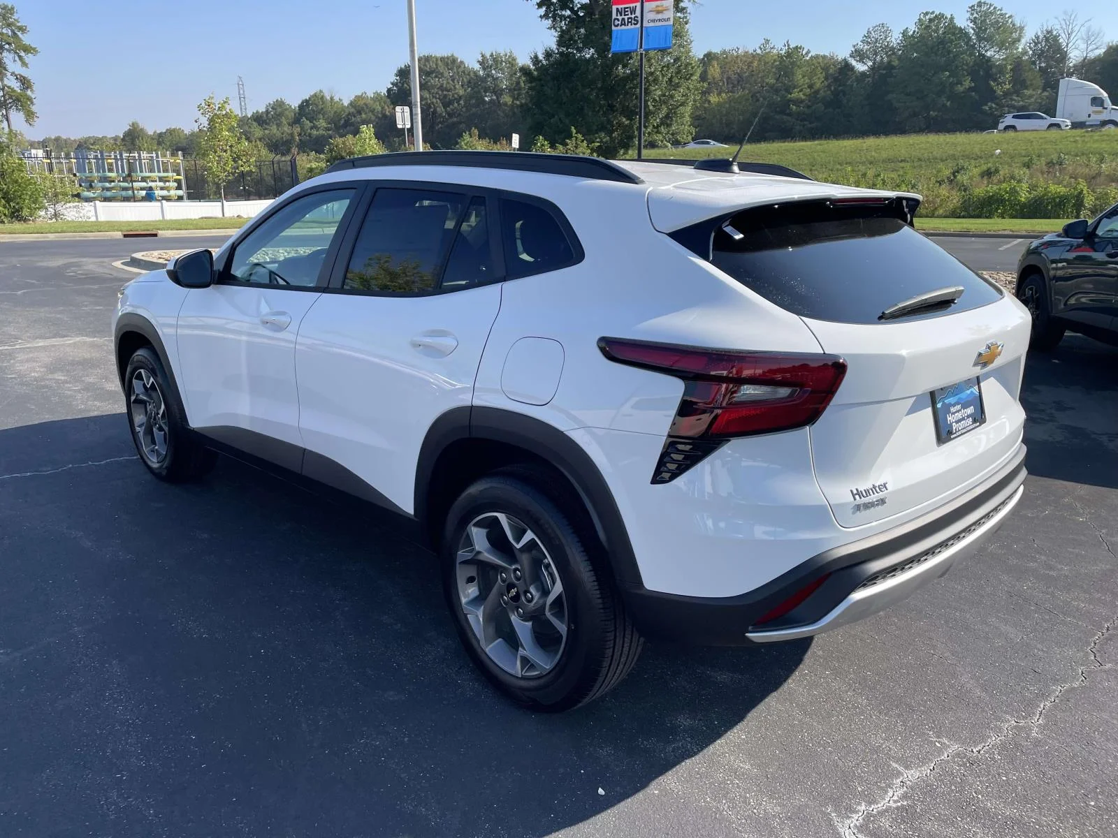 New 2026 Summit White Chevrolet LT image 4