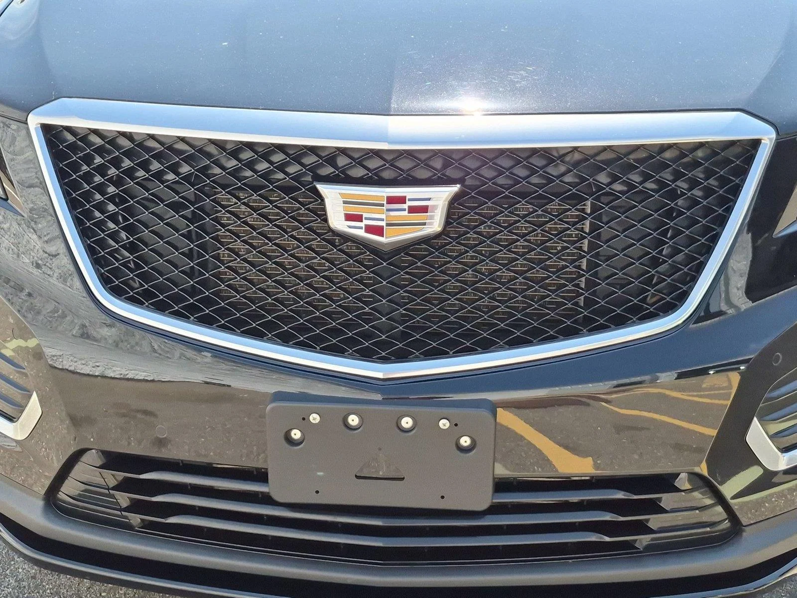 Used 2020 Stellar Black Metallic Cadillac Sport AWD image 14