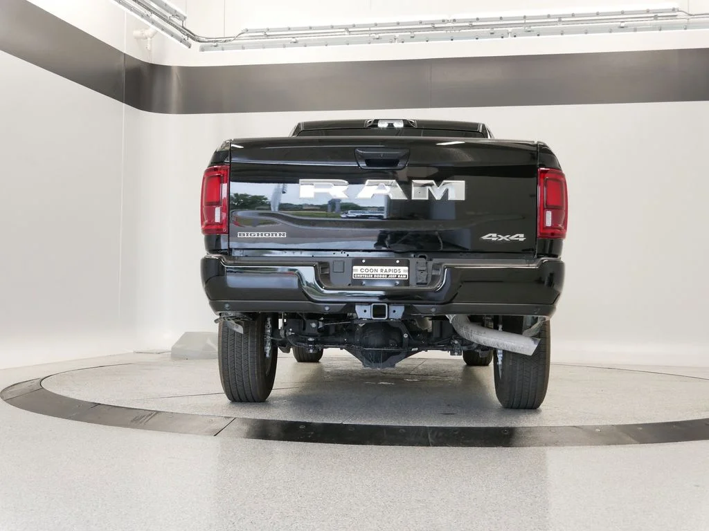 New 2026 Diamond Black Crystal Pearl-Coat Exterior Paint Ram Big Horn image 42