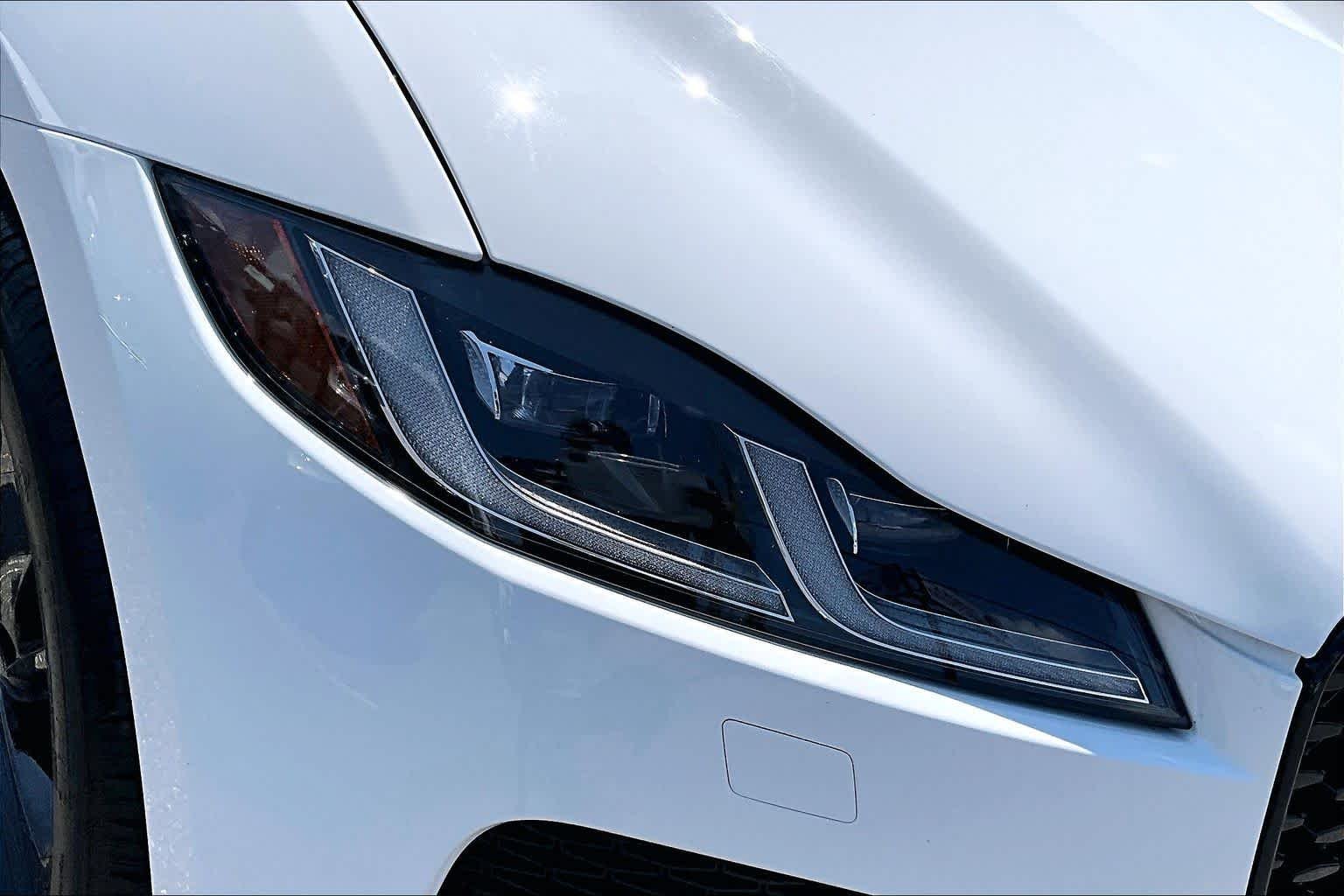 Used 2022 Fuji White Jaguar S image 25