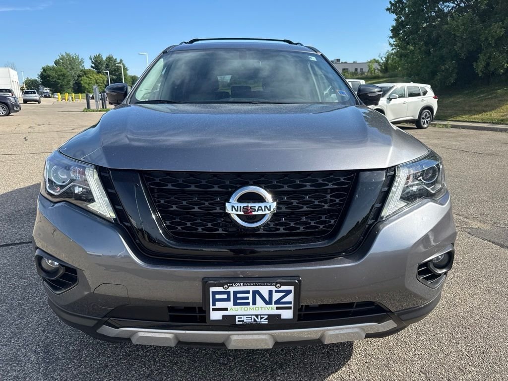 Used 2020 Nissan Pathfinder SL with VIN 5N1DR2CM7LC620473 for sale in Rochester, Minnesota