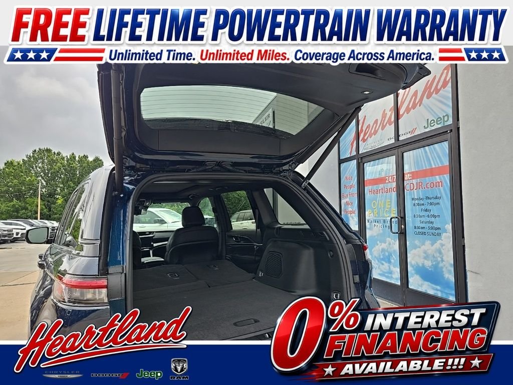New 2026 Fathom Blue Pearl-Coat Exterior Paint Jeep Limited Reserve image 93