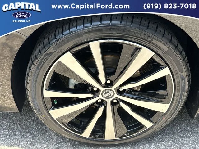 Used 2022 Black Nissan 2.5 SR image 13