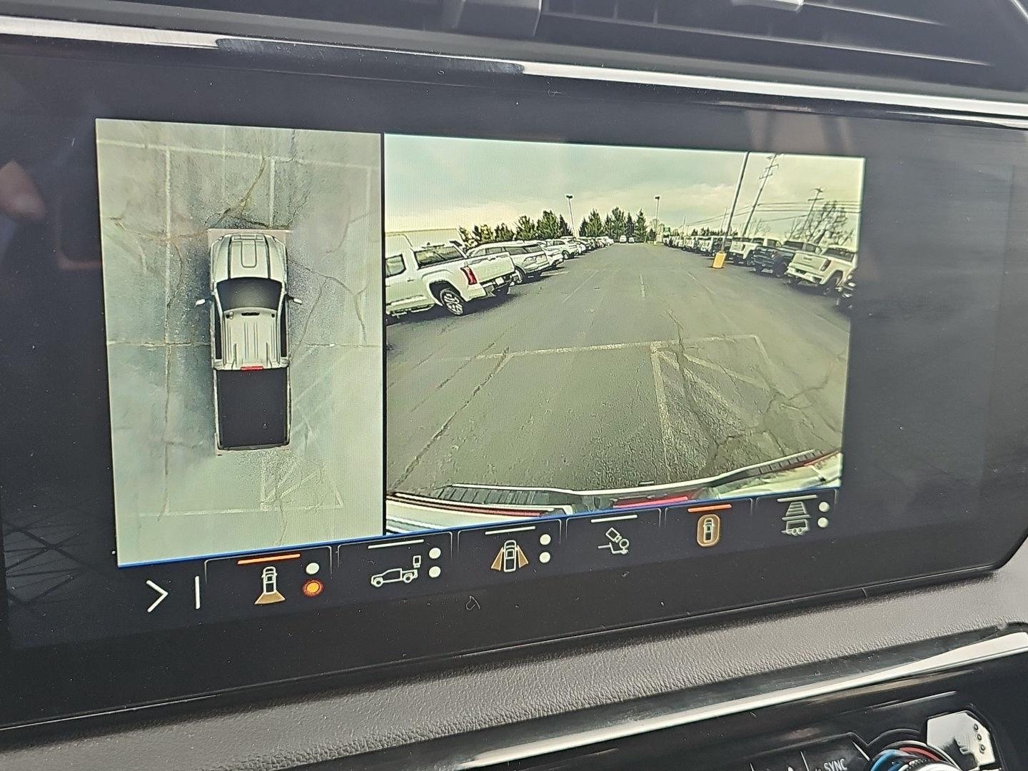 Used 2025 Summit White GMC AT4 image 19