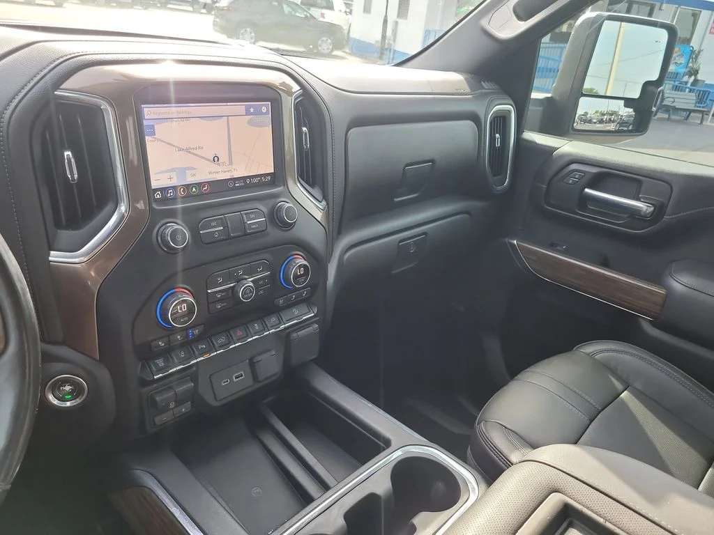 Certified Used 2020 Black Chevrolet High Country image 20