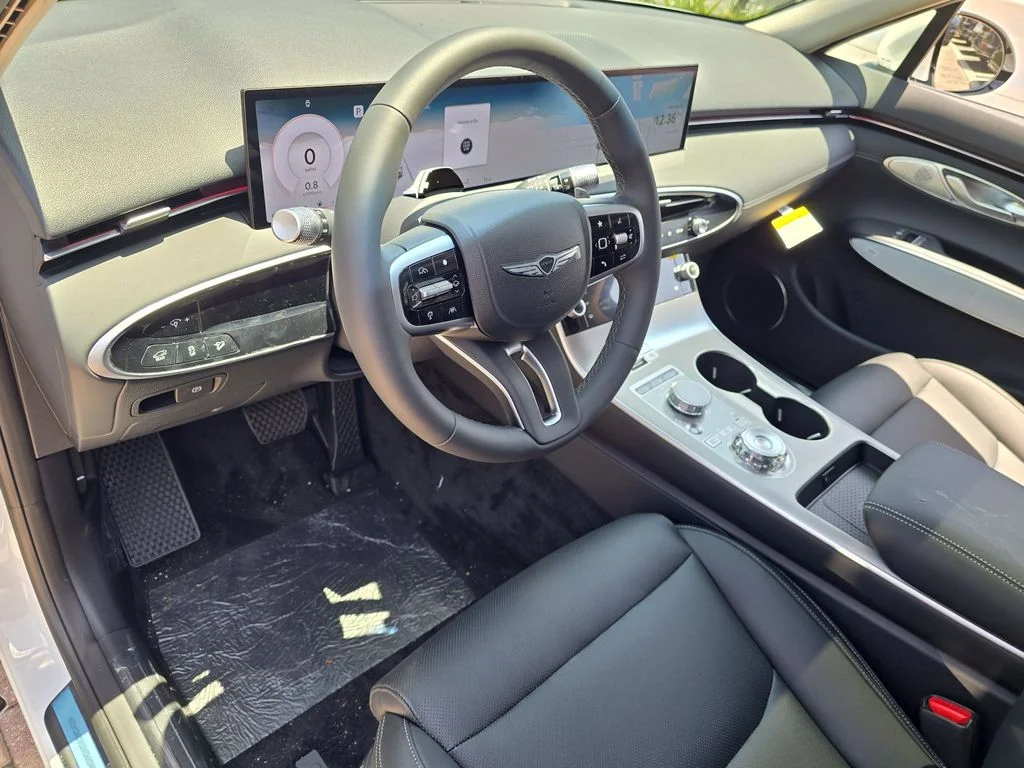 New 2026 White Genesis 2.5T Select image 16