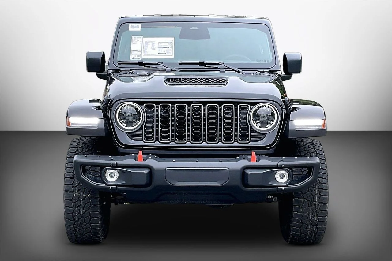 New 2026 Black Clear-Coat Exterior Paint Jeep Mojave X image 3