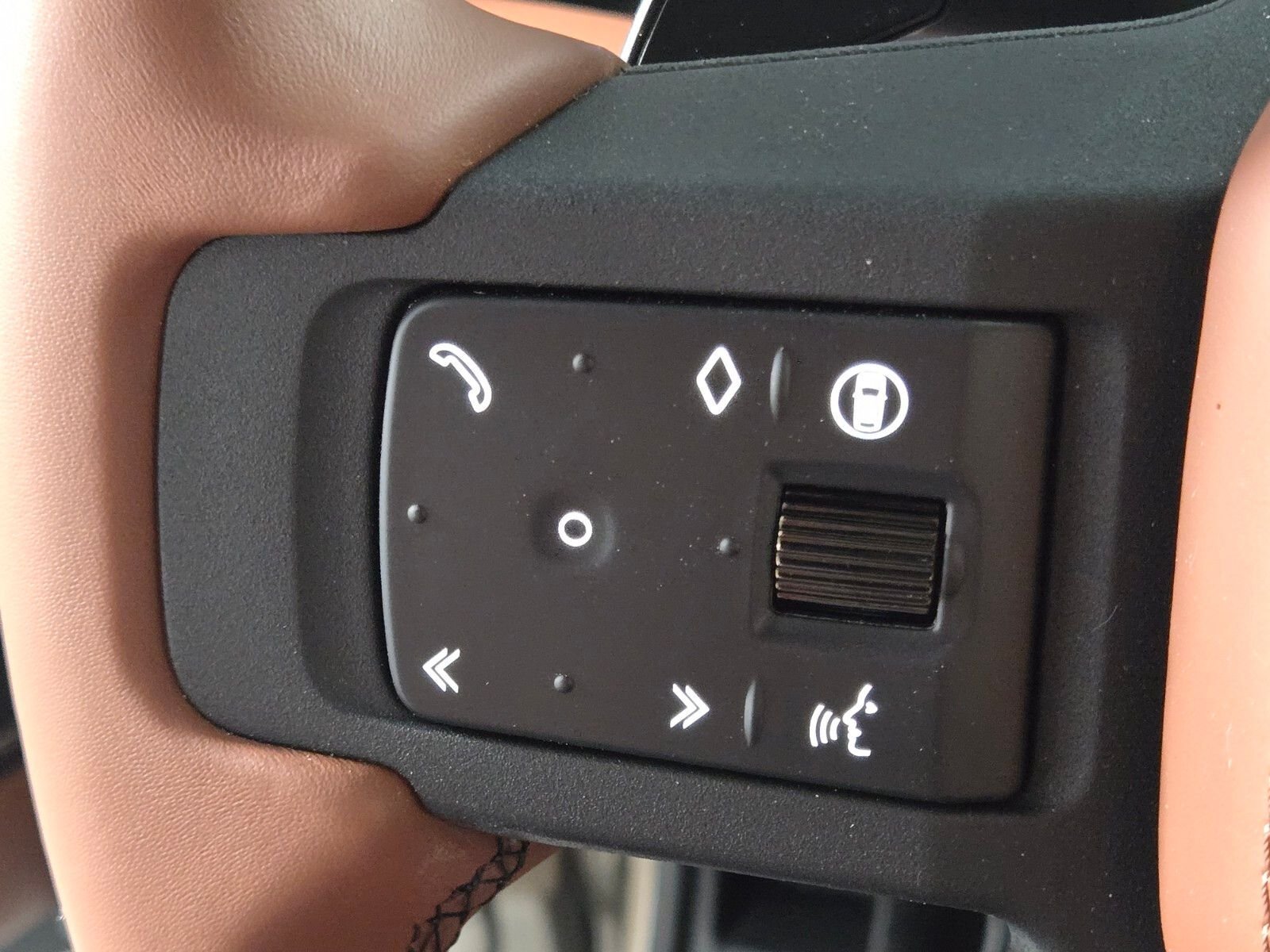 2026 Land Rover Defender OCTA - Photo 25