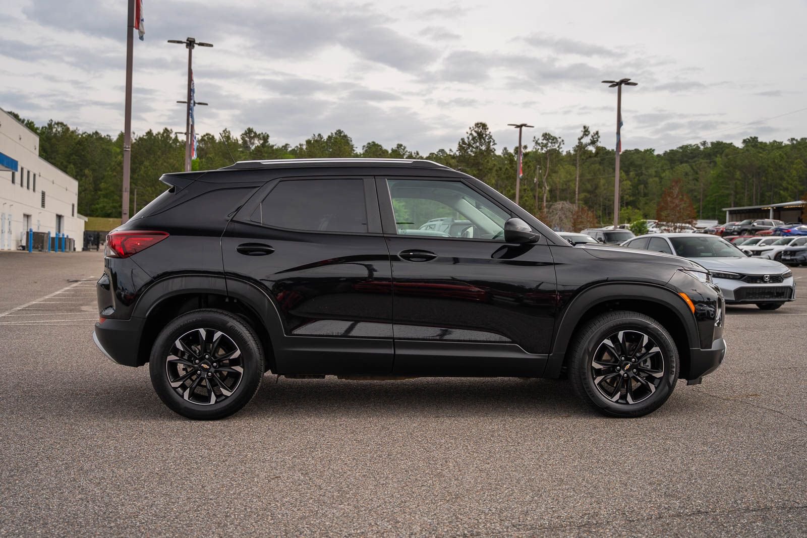 2023 Chevrolet TrailBlazer LT - Photo 8