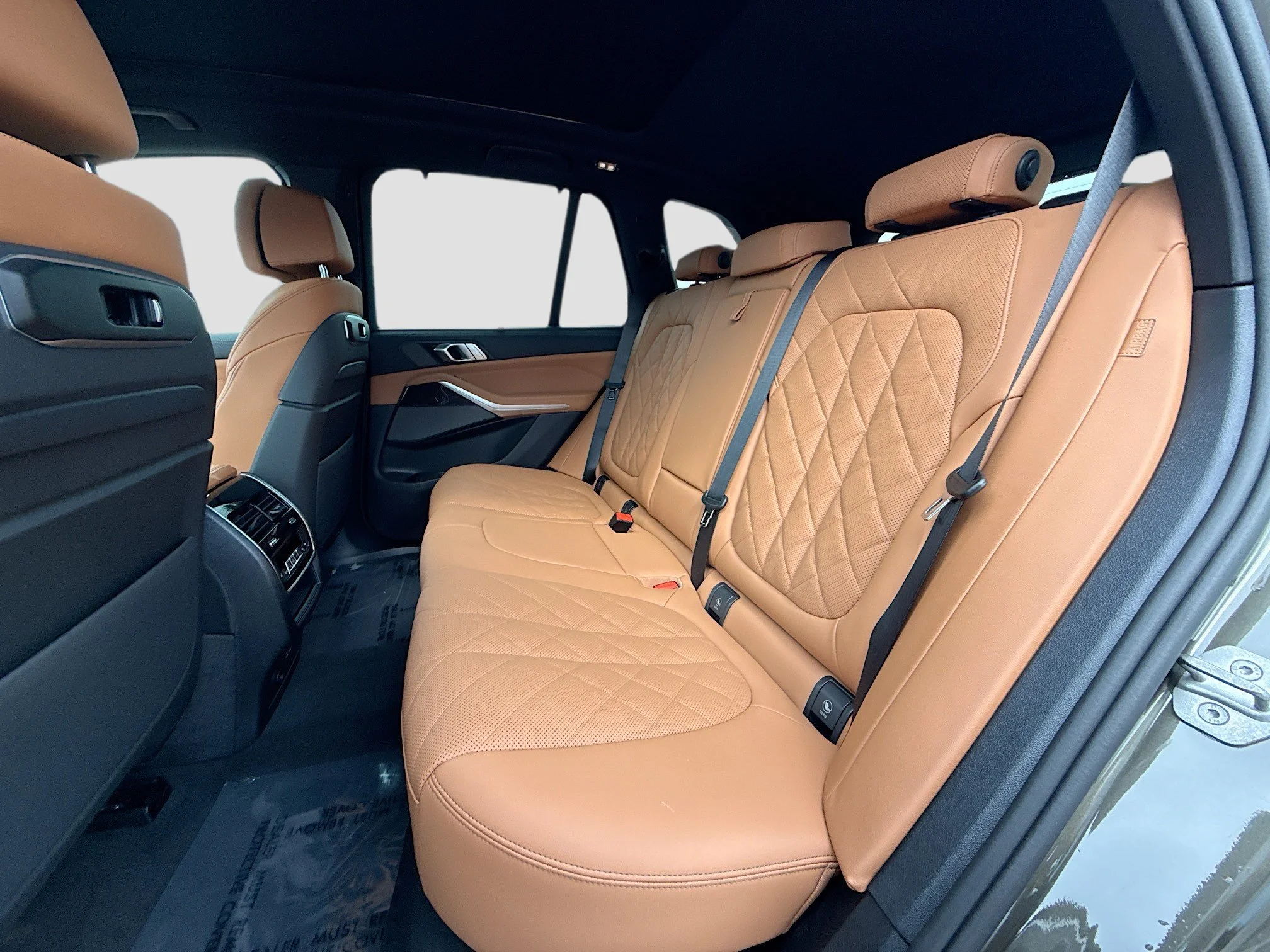 New 2026 Manhattan Green Metallic BMW xDrive40i image 22
