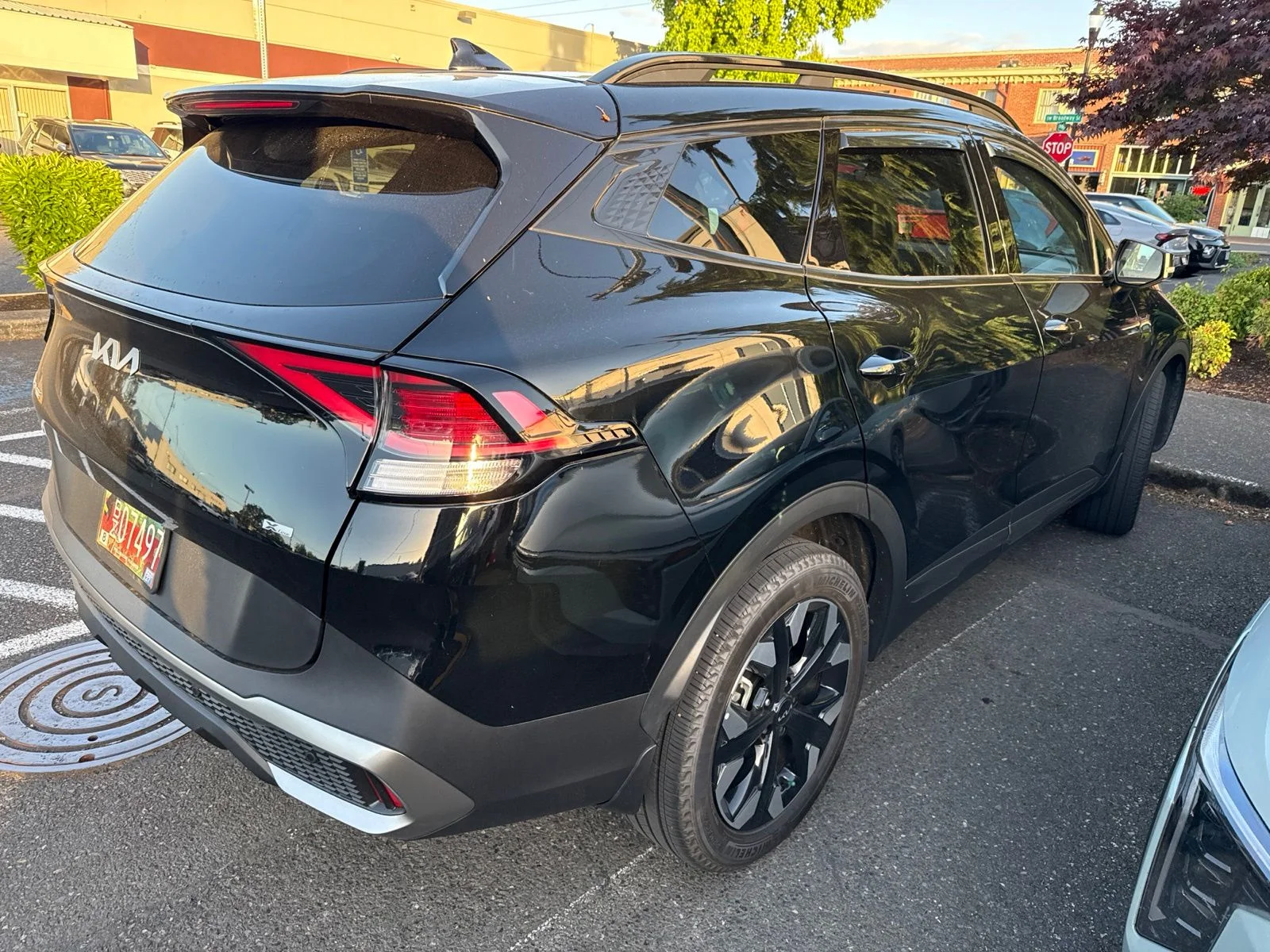 Certified Used 2023 Ebony Black Kia X-Line image 3