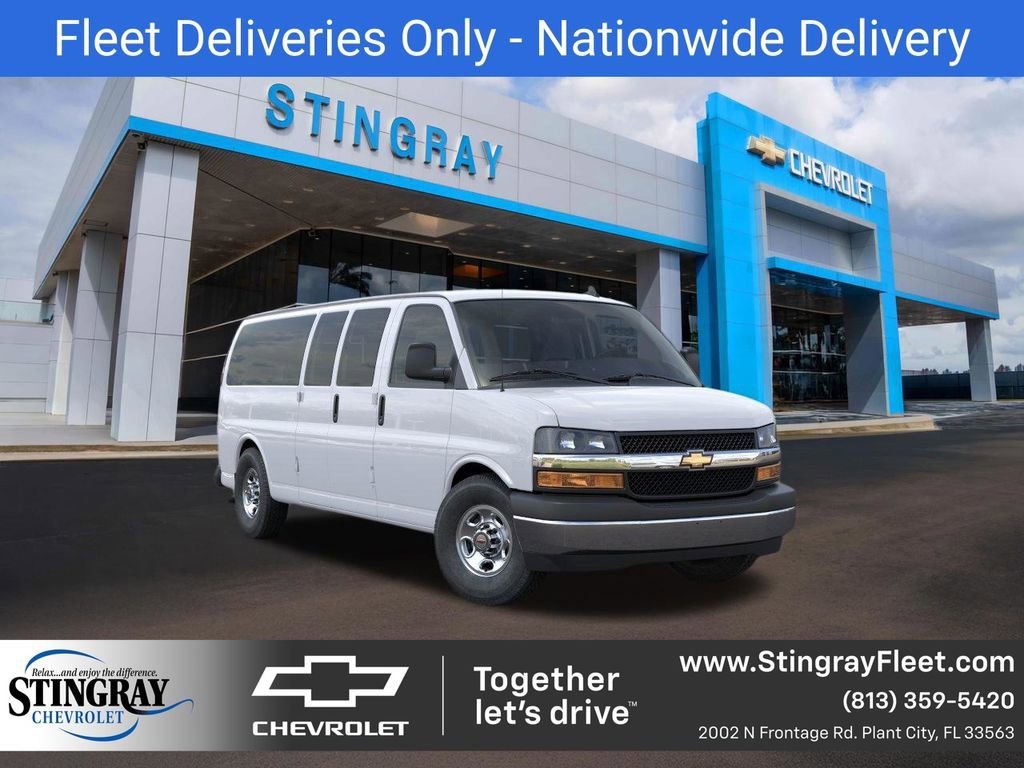 2025 Chevrolet Express 3500 LT Extended's photo