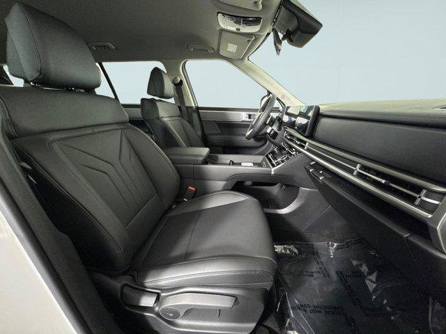 New 2026 White Hyundai SEL AWD image 8