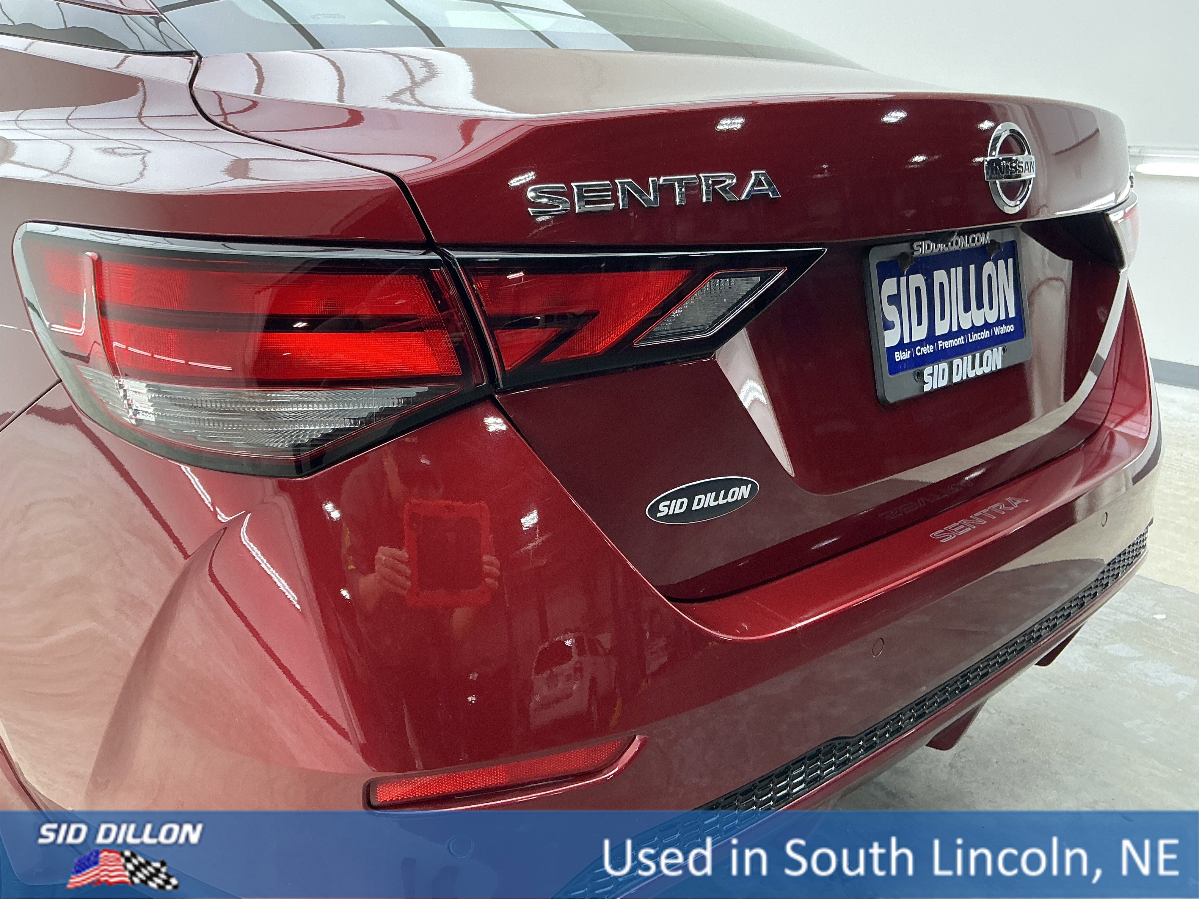 Used 2022 Scarlet Ember Tintcoat Nissan SV image 22