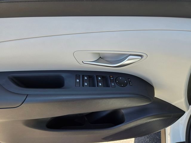 New 2026 White Hyundai SEL image 9