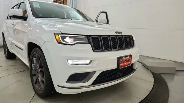 Used 2020 White Jeep Overland image 16