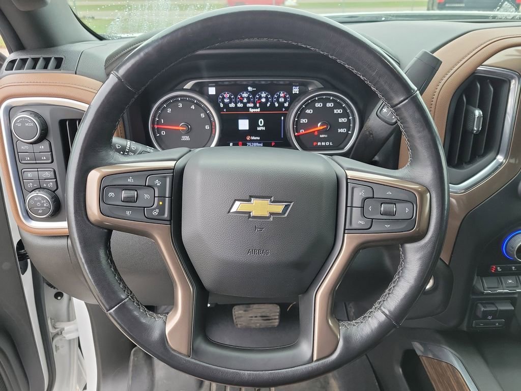 Certified Used 2022 Iridescent Pearl Tricoat Chevrolet High Country image 22