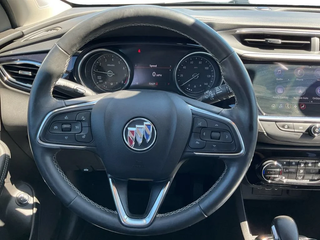 Used 2023 WHITE FROST TRICOAT Buick Essence image 17