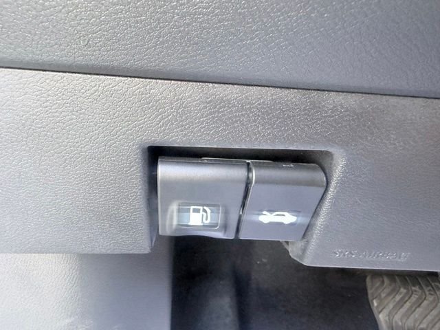 2024 Nissan Versa Sedan SV - Photo 20