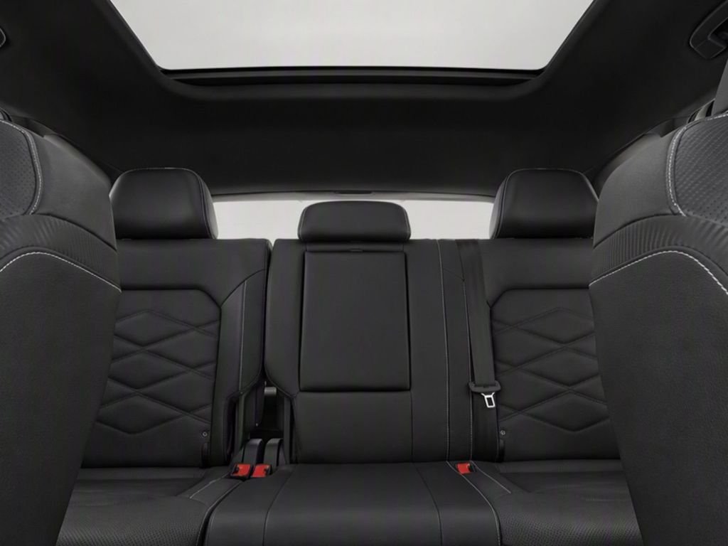 New 2026 Opal White Pearl Volkswagen SE w/Technology image 24