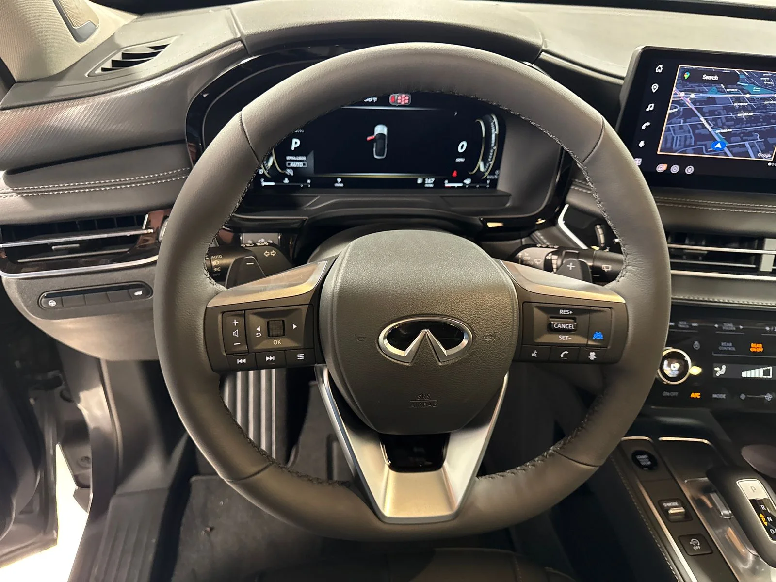 New 2027 GRAPHITE SHADOW INFINITI Luxe AWD image 15
