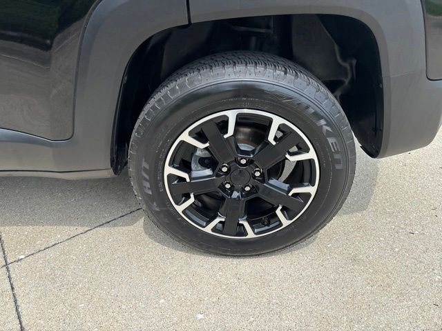 Used 2023 Black Jeep Trailhawk image 11