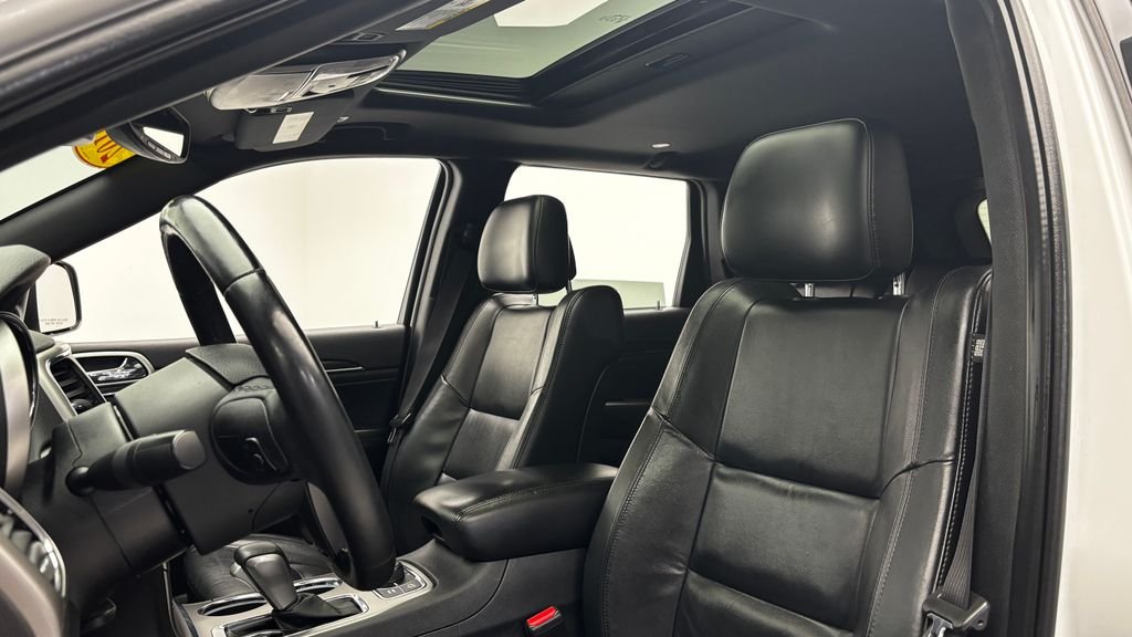 Used 2018 White Jeep Limited image 9