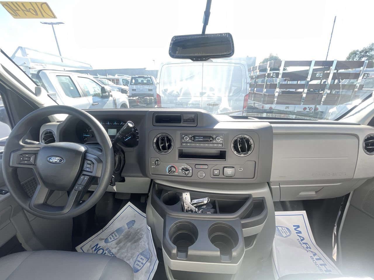 New 2025 Oxford White Ford  image 12