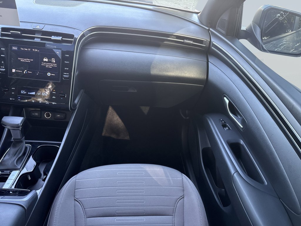 Used 2024 Hampton Gray Hyundai SEL image 15