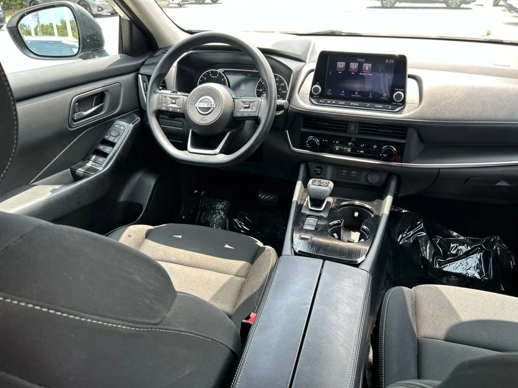 Certified Used 2024 White Nissan S image 11