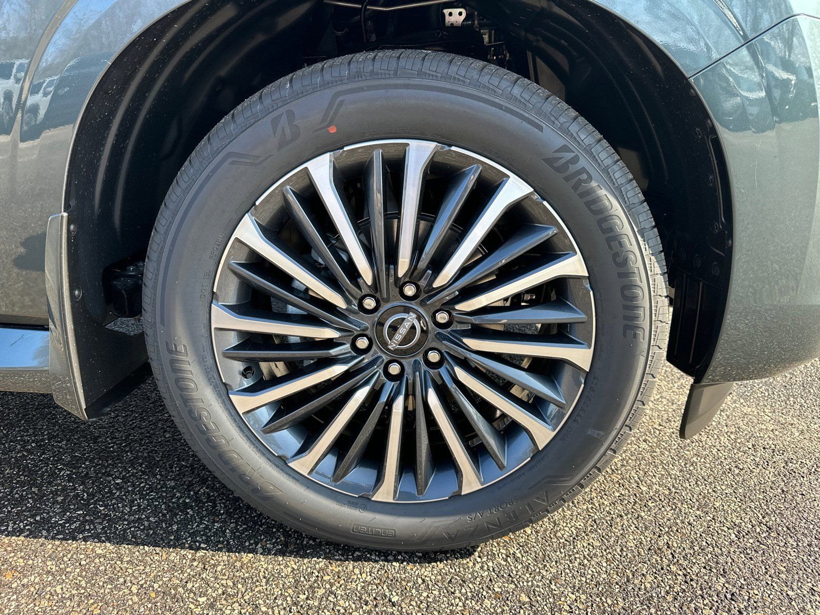 New 2026 White Nissan Platinum Reserve image 12