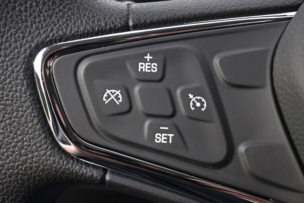 Used 2017 Silver Ice Metallic Chevrolet LT image 34