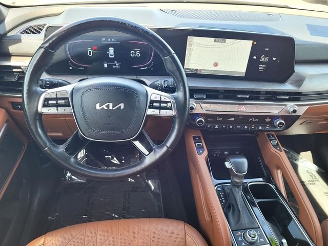 Used 2024 Gray Kia EX X-Line image 9
