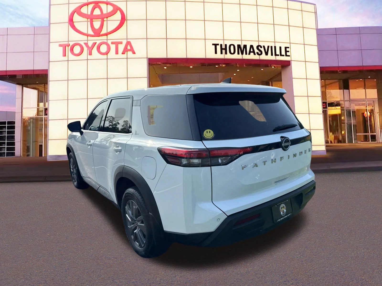 Used 2024 Glacier White Nissan  image 7
