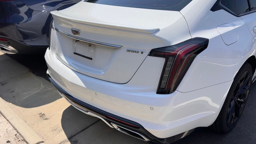 Used 2021 Summit White Cadillac Sport image 10