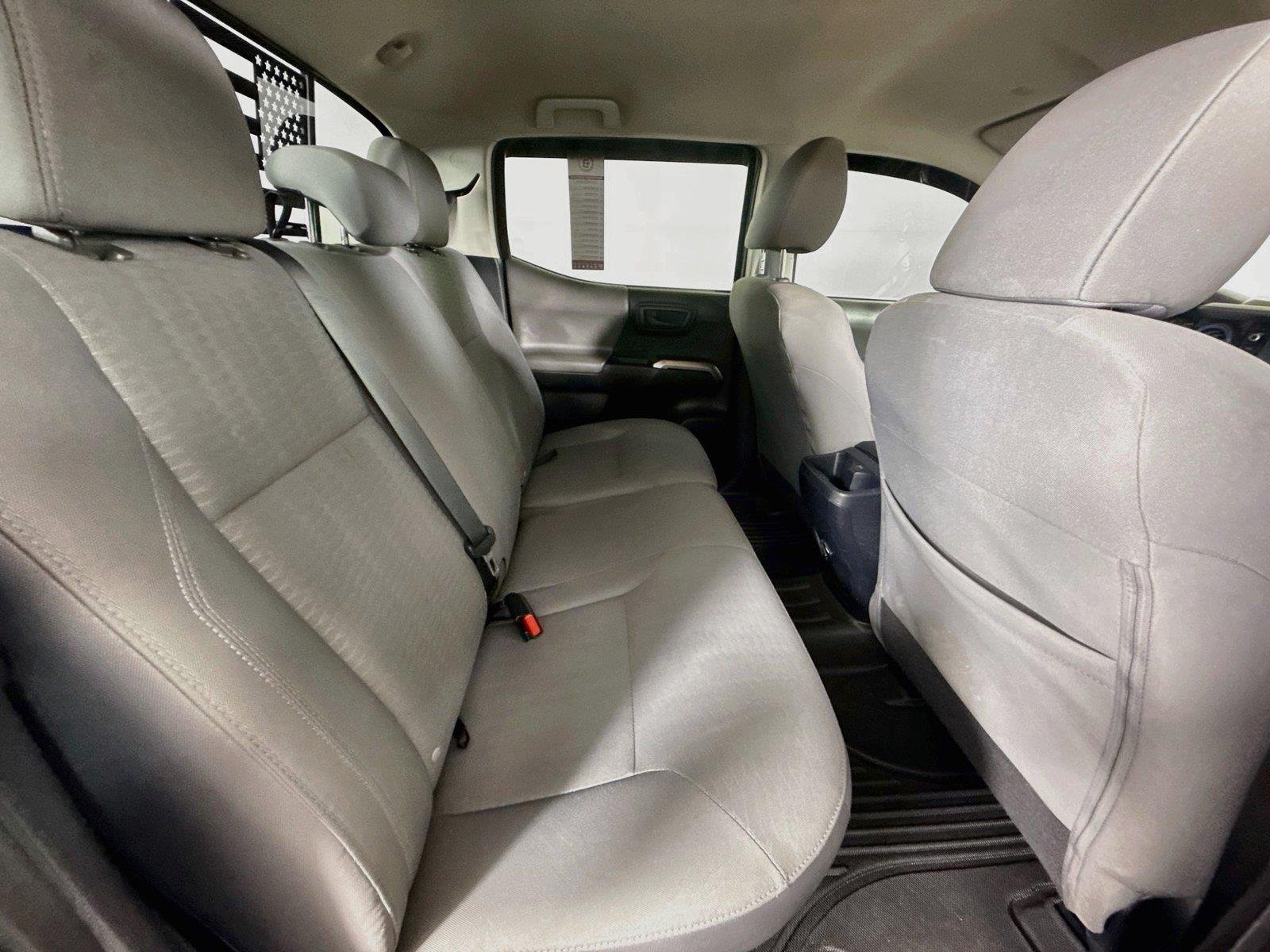Used 2019 Cement Toyota SR5 image 36