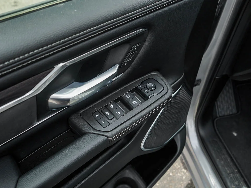 2026 RAM 1500 Laramie - Photo 17