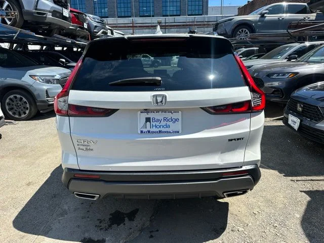 Used 2024  Honda Sport image 5