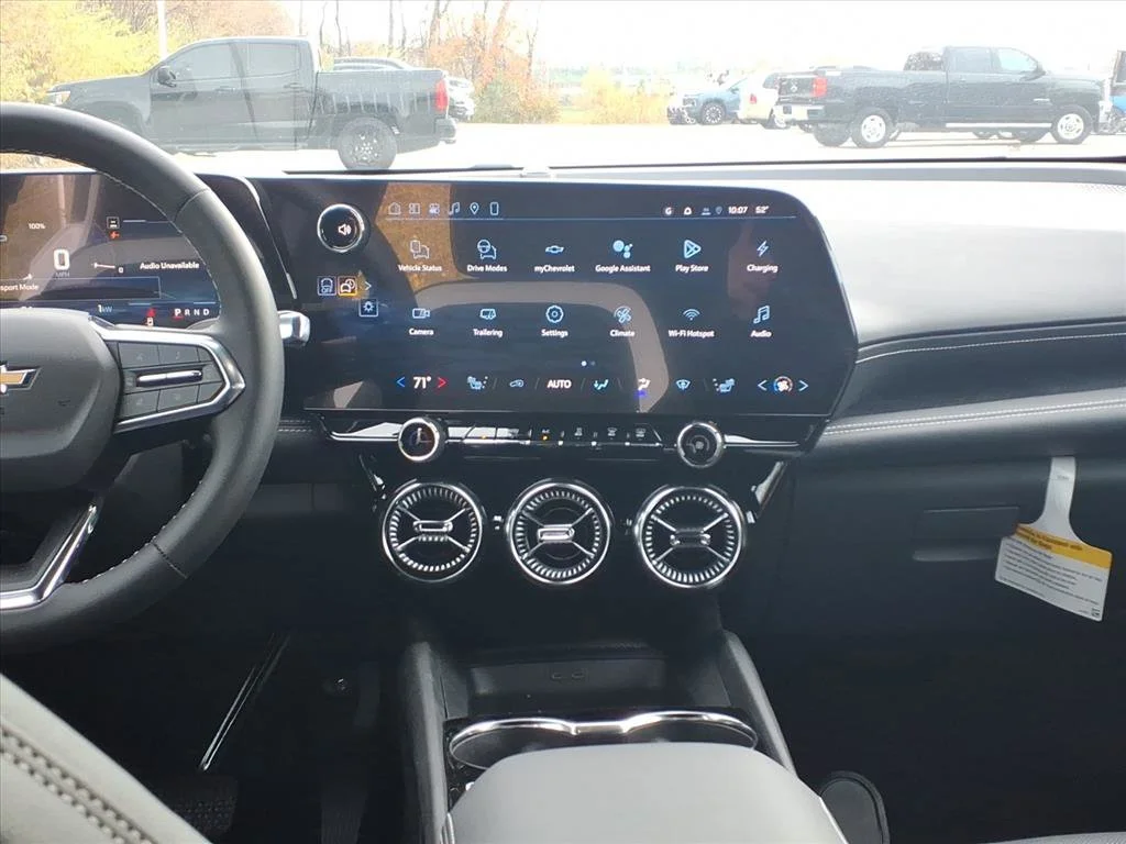 New 2026 Summit White Chevrolet LT image 7
