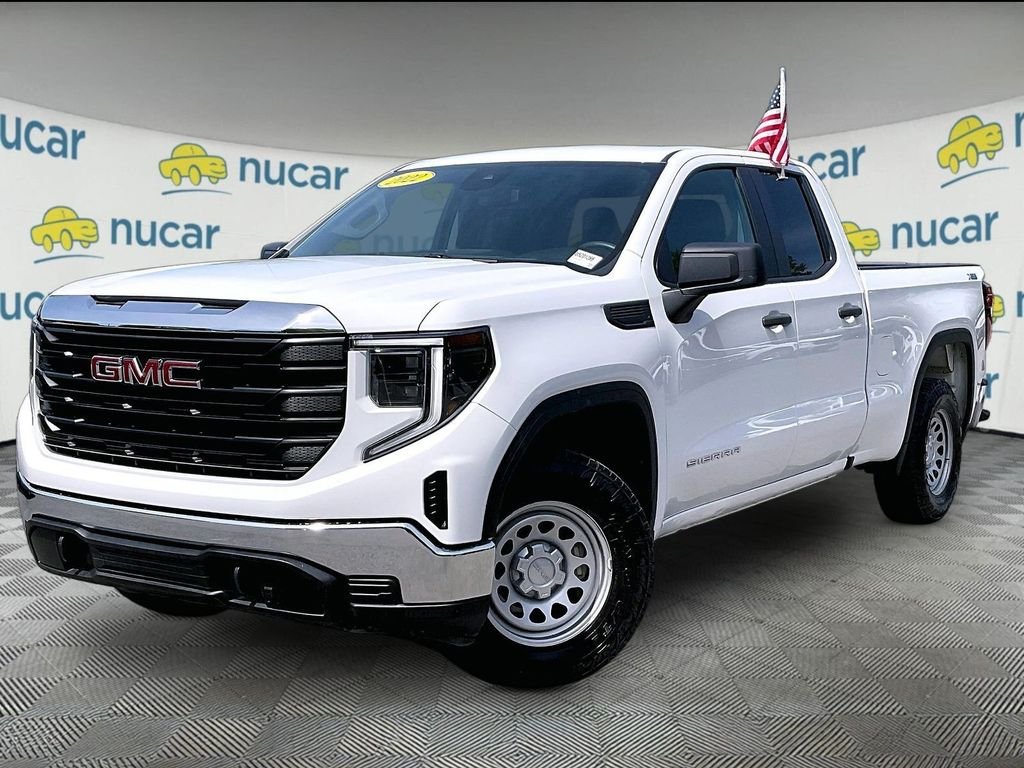 Used 2022 White GMC Pro image 3